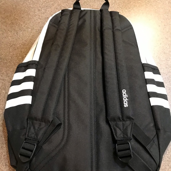 🆕Adidas Core 🎒 Backpack Black & White - Picture 2 of 5
